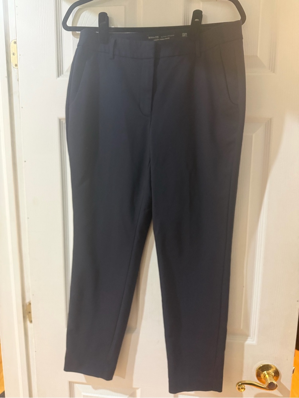 RW&CO - Navy Slim Leg Ankle Length Curvy (Photo is same style different colour) - Picture 3 of 3
